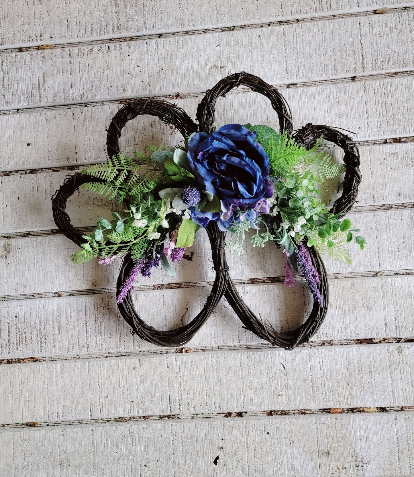Paw Print Blue Flower Grapevine Wreath • Cat Lovers Porch Decor • Custom Flower Colors • Cat Mom Gift • Spring & Summer Door Hanger