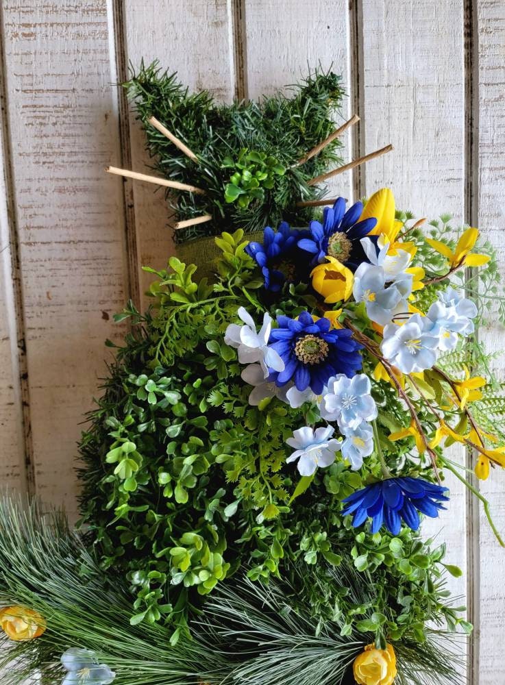 Yellow & Blue Flowers Spring Boxwood Cat Wreath