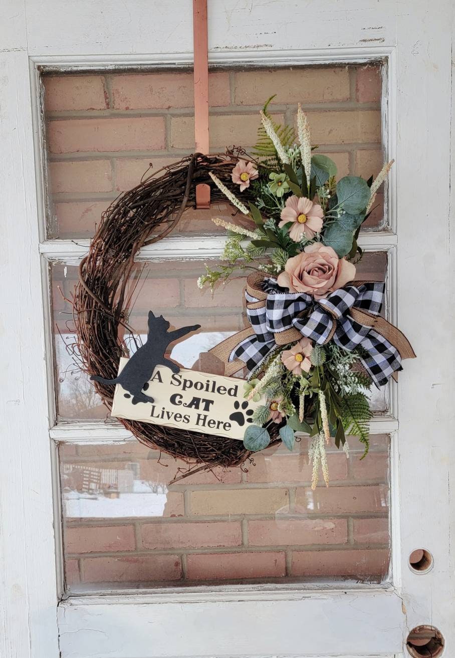 Rustic Plaid Buffalo Check Grapevine Cat Wreath