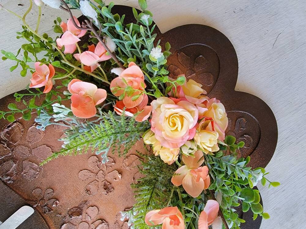 Pink & Creamsicle "Hello" Cat or Dog Wooden Paw Print