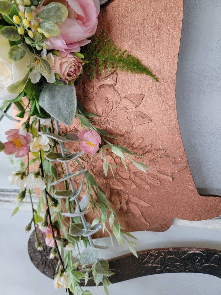 Large Wooden Pink Flowers Cat Wreath