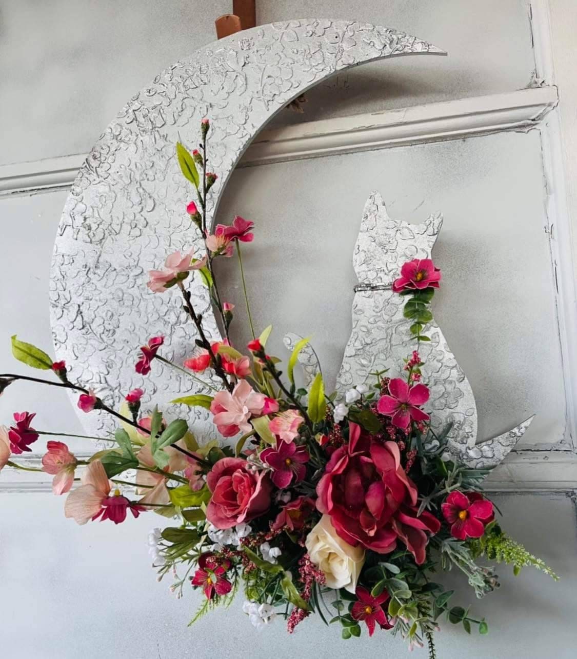 Pink Flower White Cat Moon Wreath
