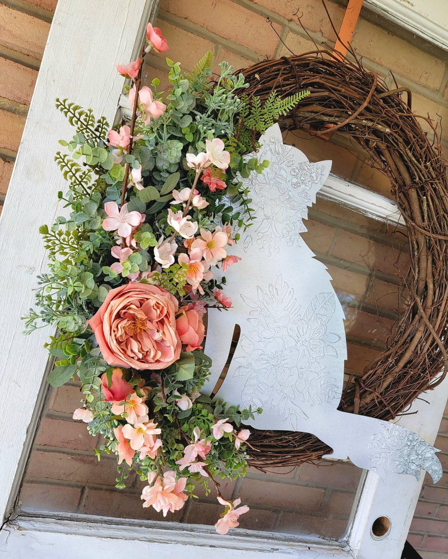 Extra Large Pink & Creamsicle Grapevine Cat Wreath
