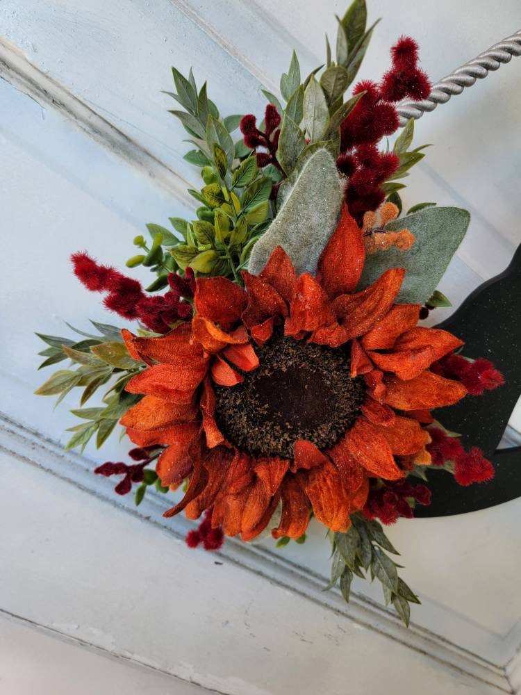 Burnt Orange Sunflower Fall Cat Crystal Waning Crescent Moon