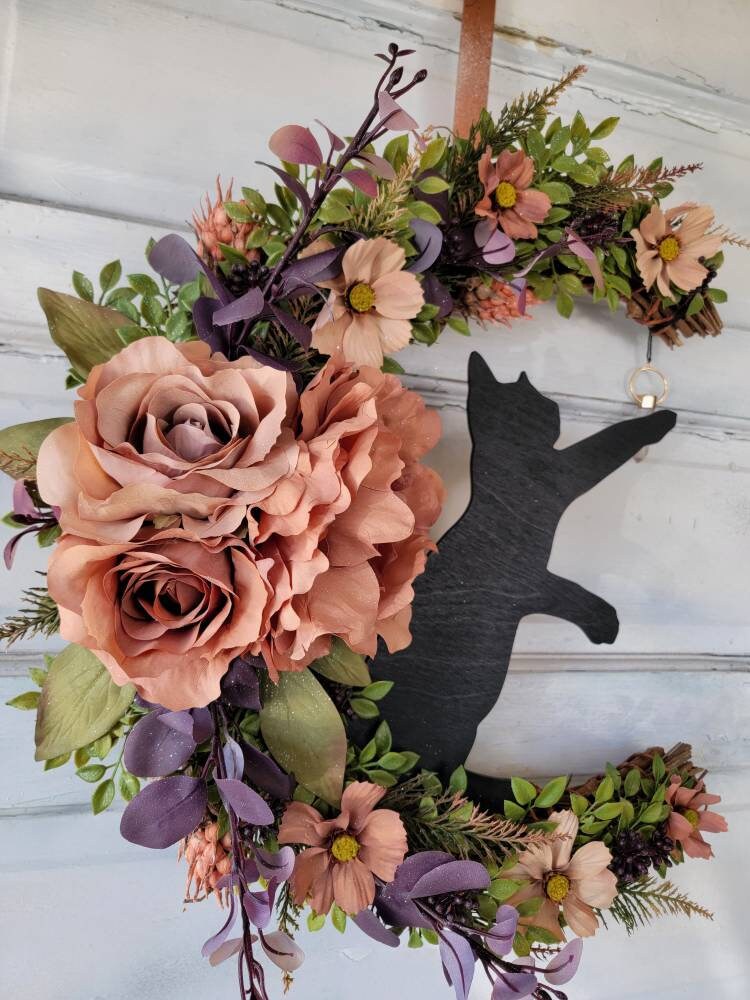 Witchy Crystal Wildflower Cat Crescent Moon Front Door Wreath • Bohemian Botanical Celestial Hanger • Cottagecore Decor • Cat Lovers Gift