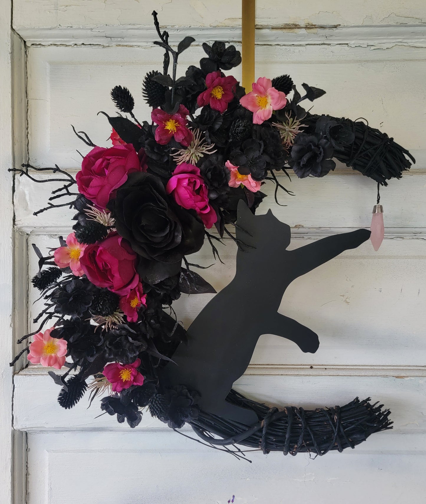 Magenta, Black & Pink Crescent Moon Cat Wreath