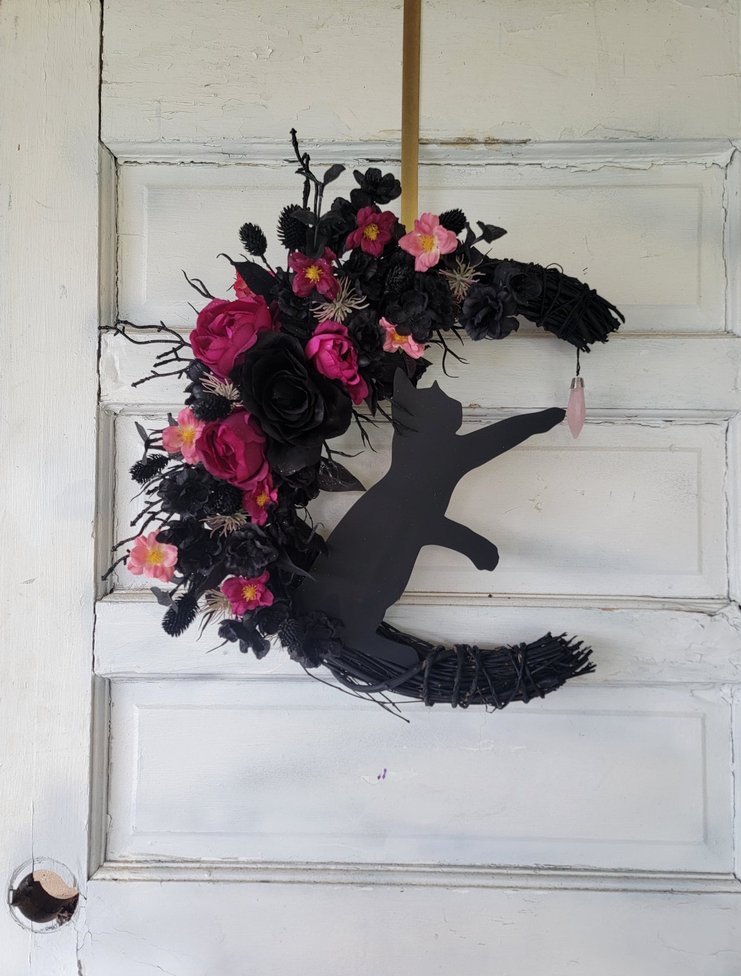 Magenta, Black & Pink Crescent Moon Cat Wreath