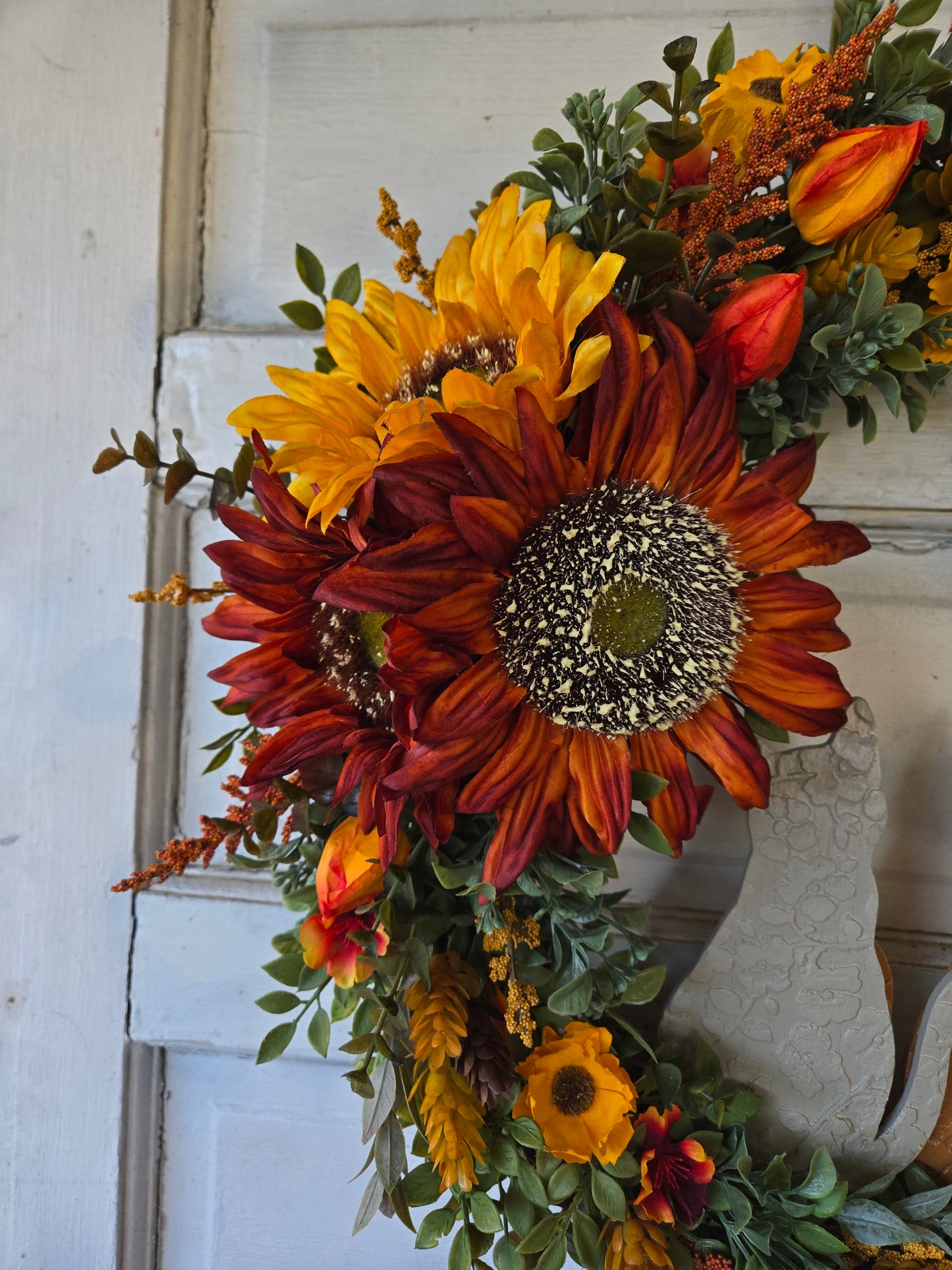 Lighted Autumn Cat Moon Wreath