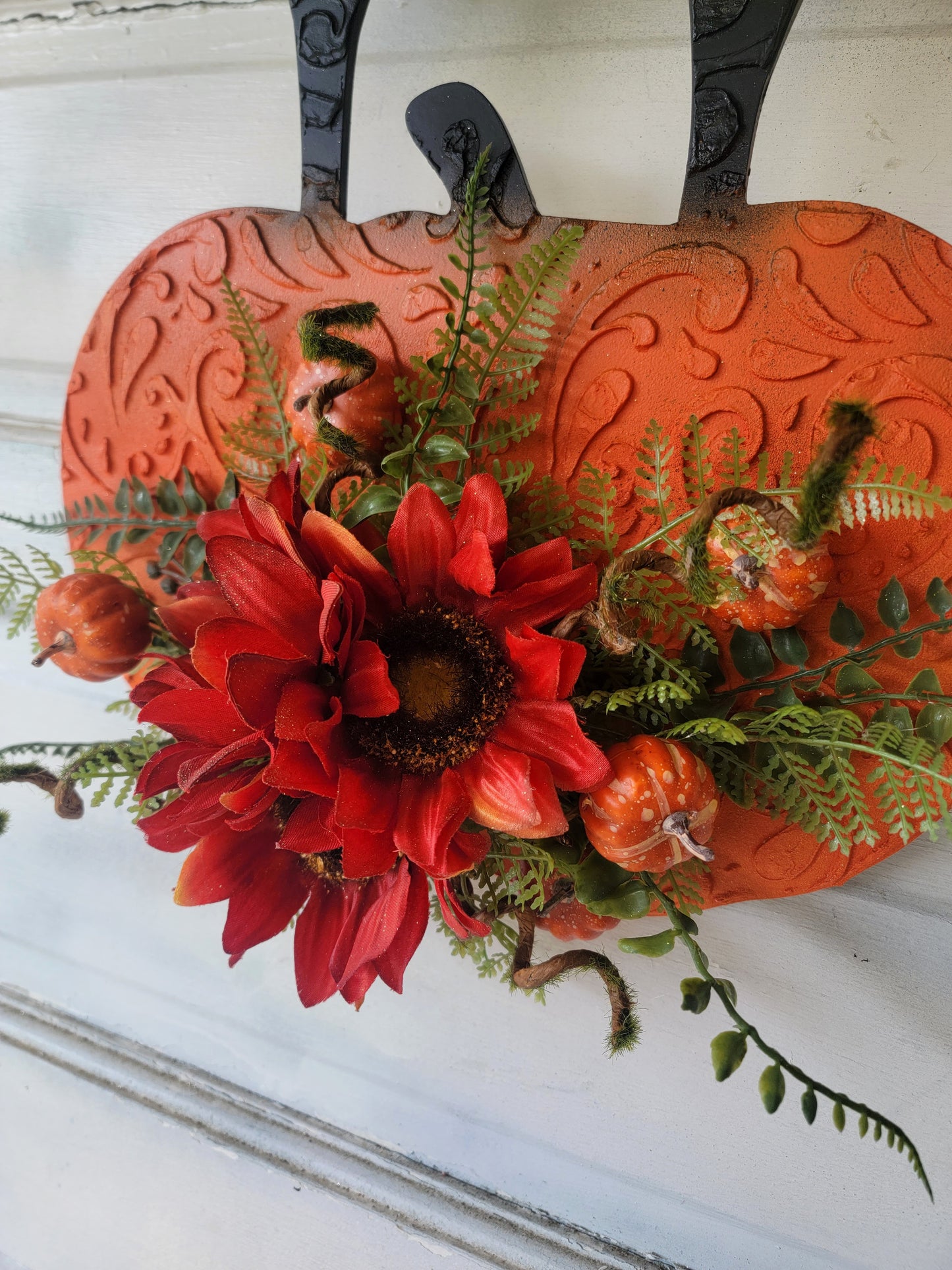 Pumpkin Patch Halloween Cat Wreath