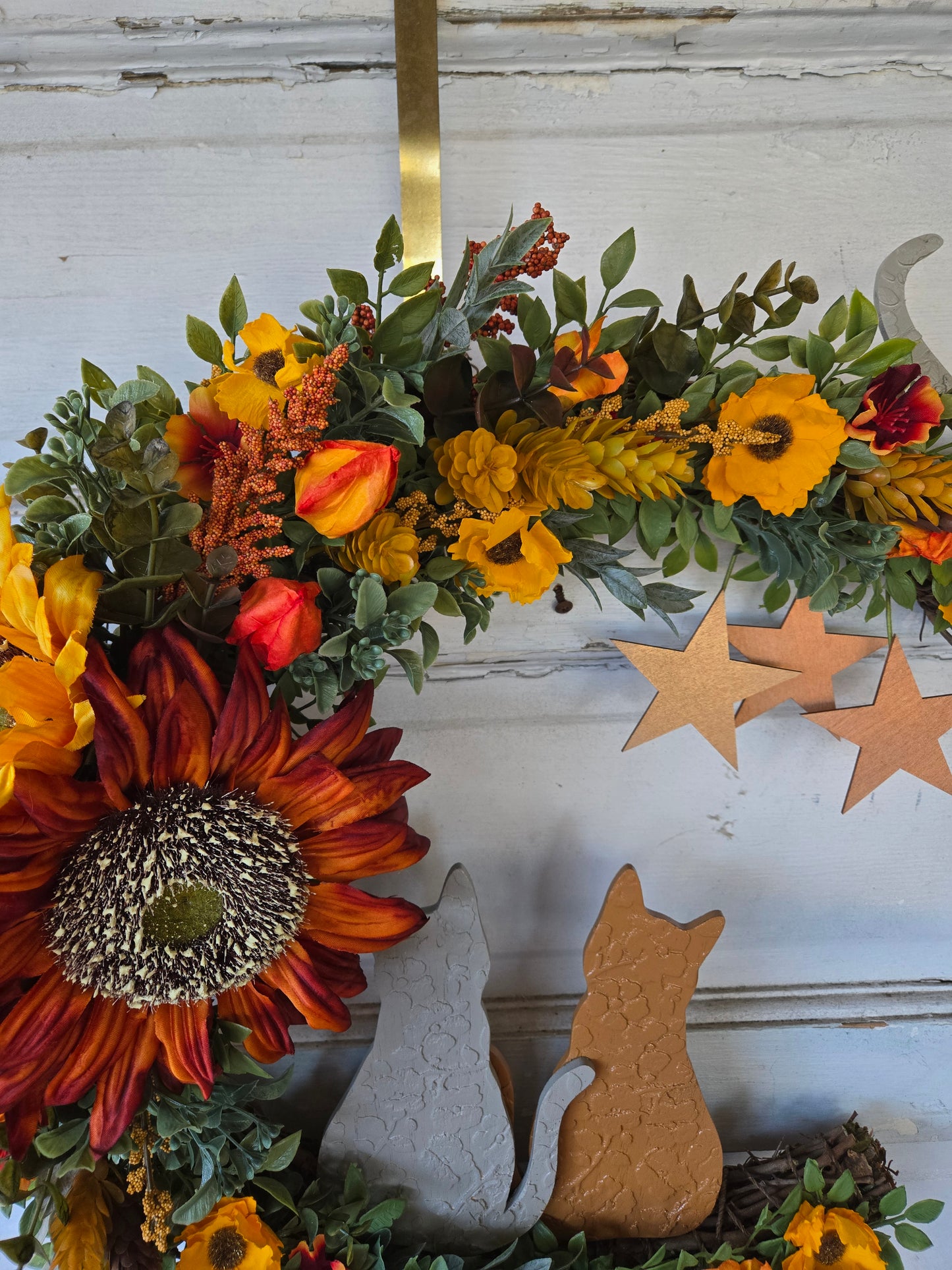 Lighted Autumn Cat Moon Wreath