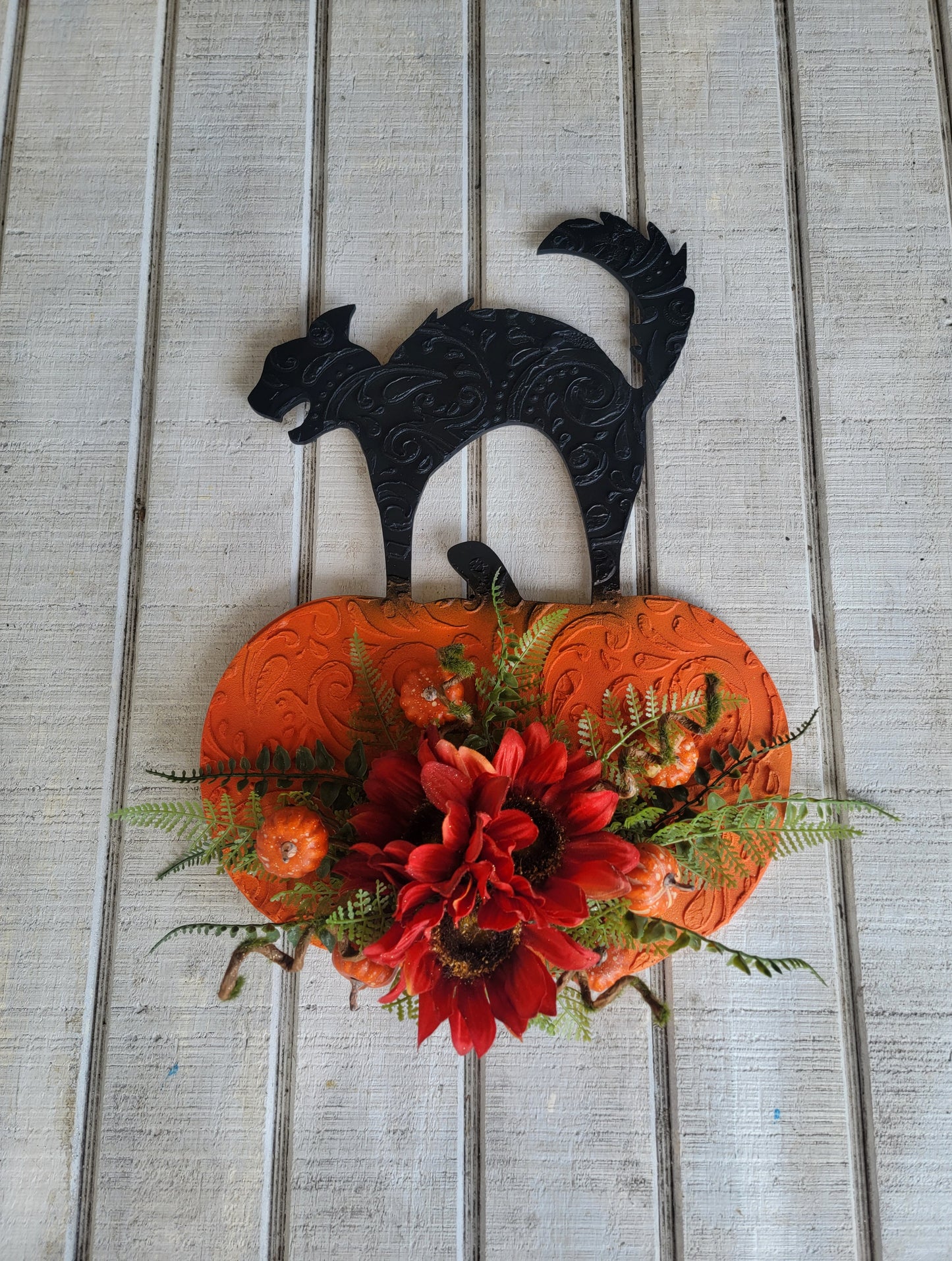 Pumpkin Patch Halloween Cat Wreath