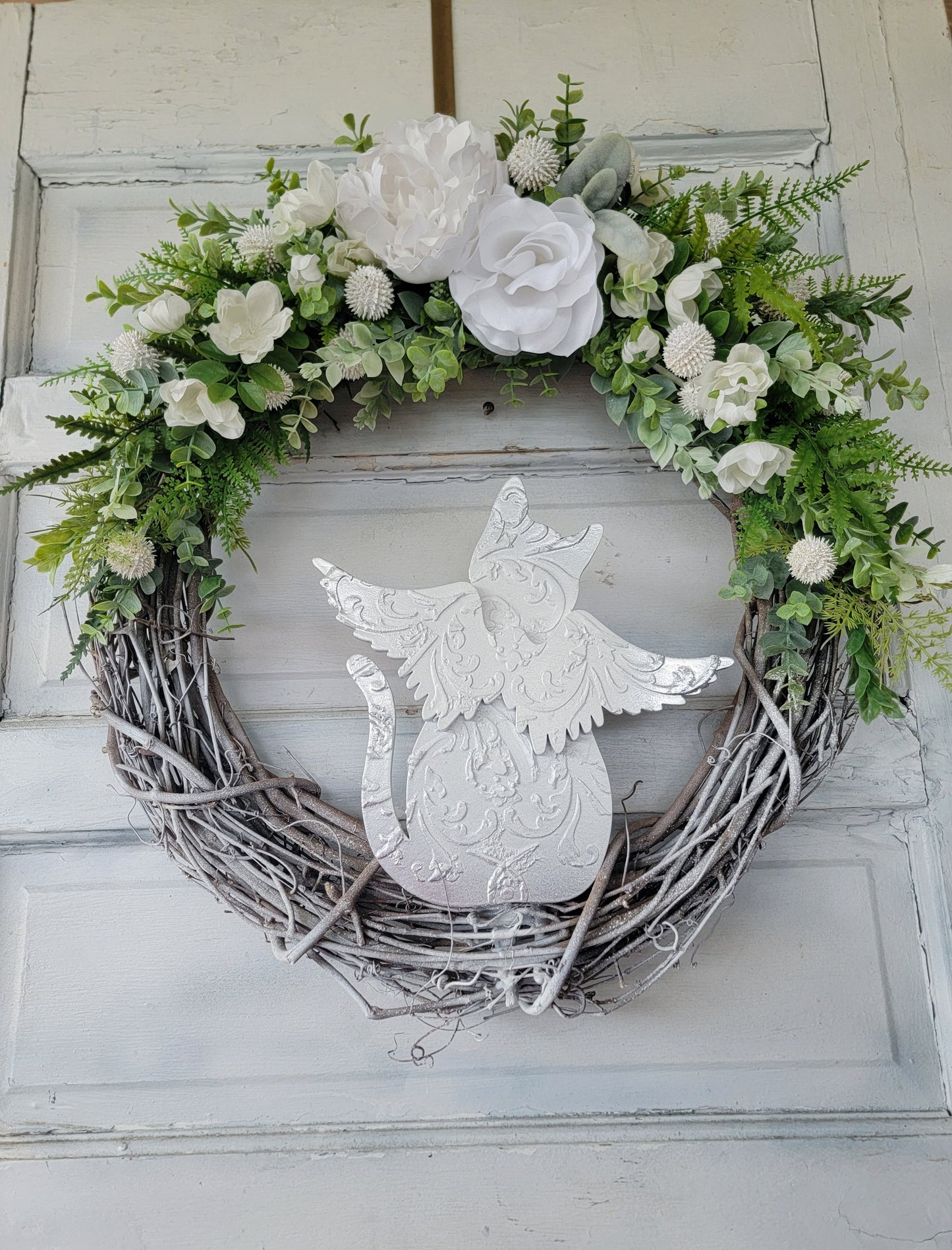 Loss of Pet White Flowers Memorial Cat Wreath