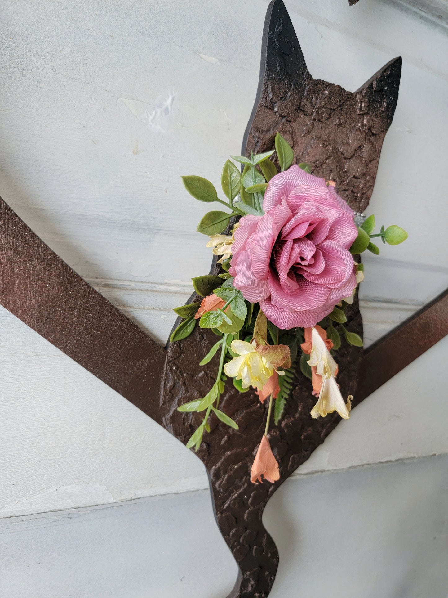 Valentine's Day Heart Cat Wreath