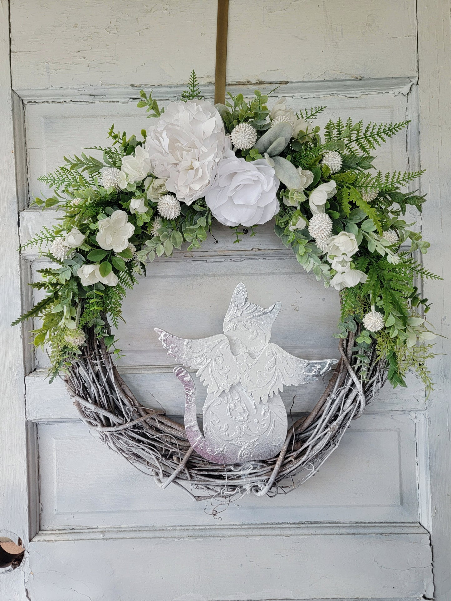 Loss of Pet White Flowers Memorial Cat Wreath