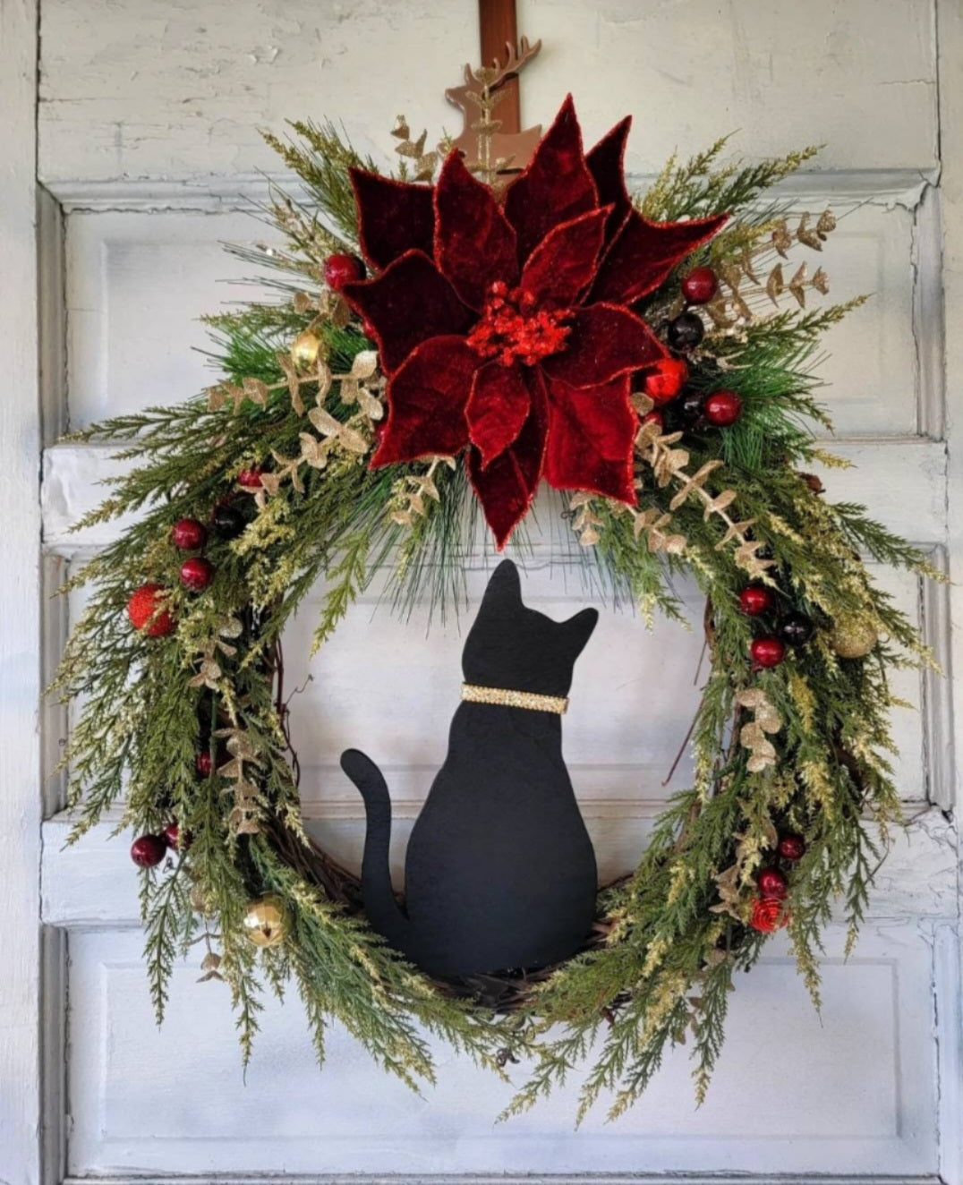 Poinsettia Black Cat Christmas Wreath