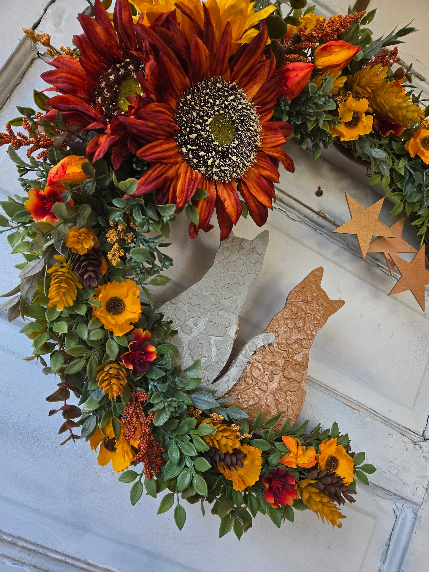 Lighted Autumn Cat Moon Wreath