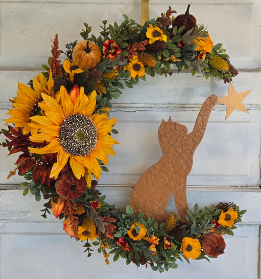 Lighted Autumn Cat Moon Wreath