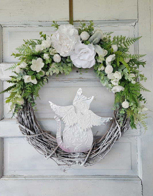 Loss of Pet White Flowers Memorial Cat Wreath