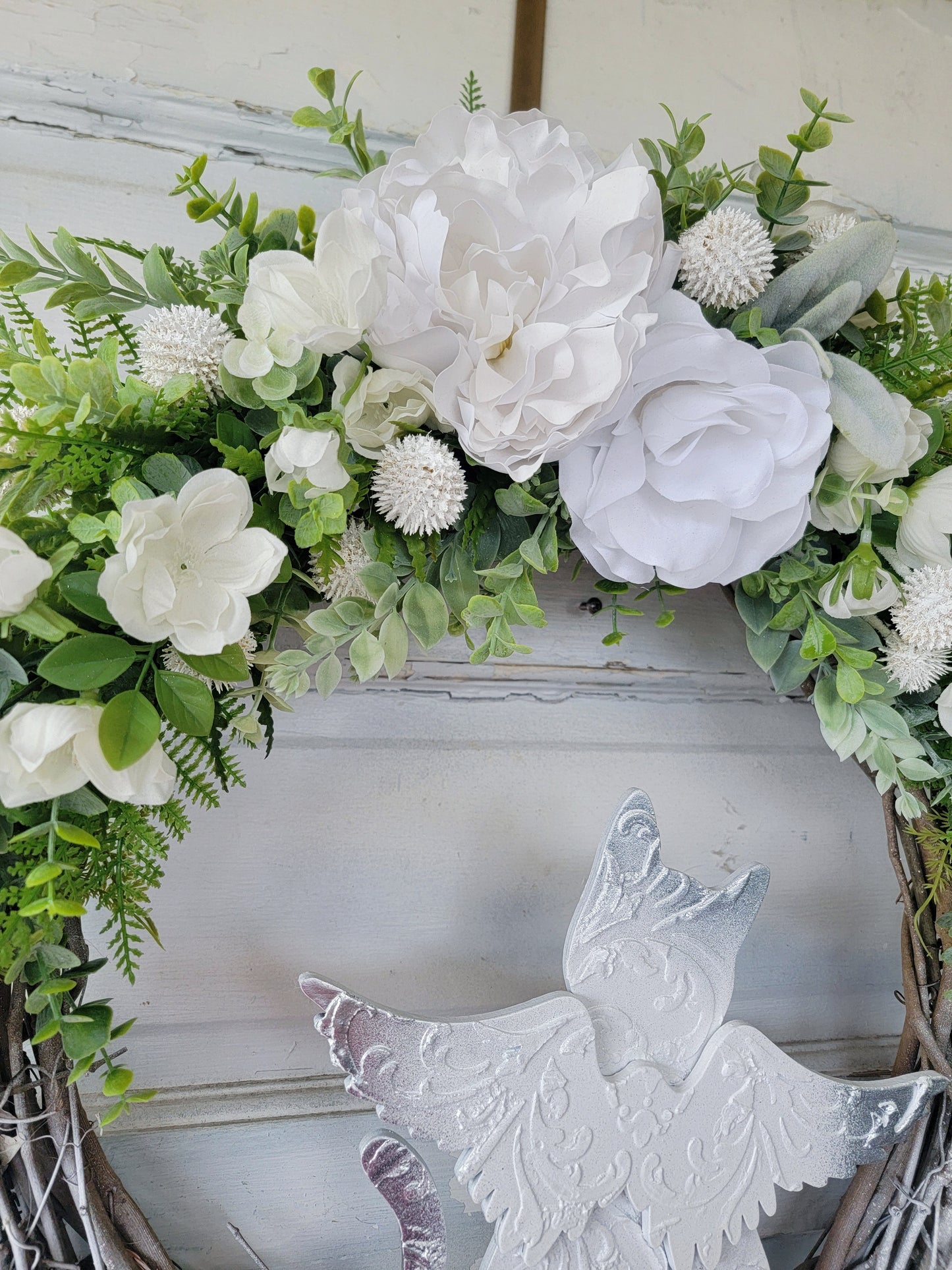 Loss of Pet White Flowers Memorial Cat Wreath