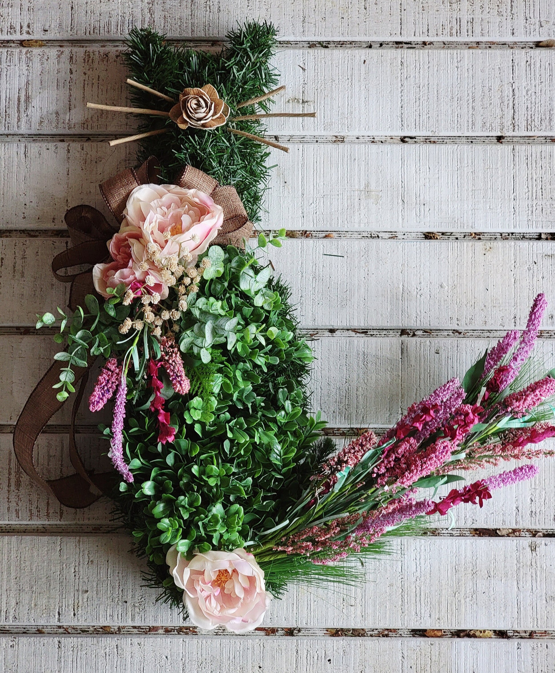 Cat Wreath Pink & Purple Flowers Boxwood w/ Whiskers • Kitty Home Entryway Door Decor • Cat Lovers Gift • Custom Colors • Pink Flower Tail