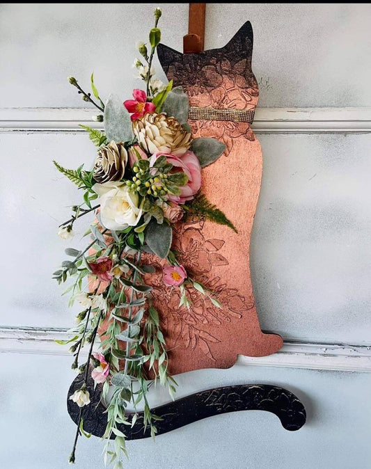 Large Wooden Pink Flowers Cat Wreath