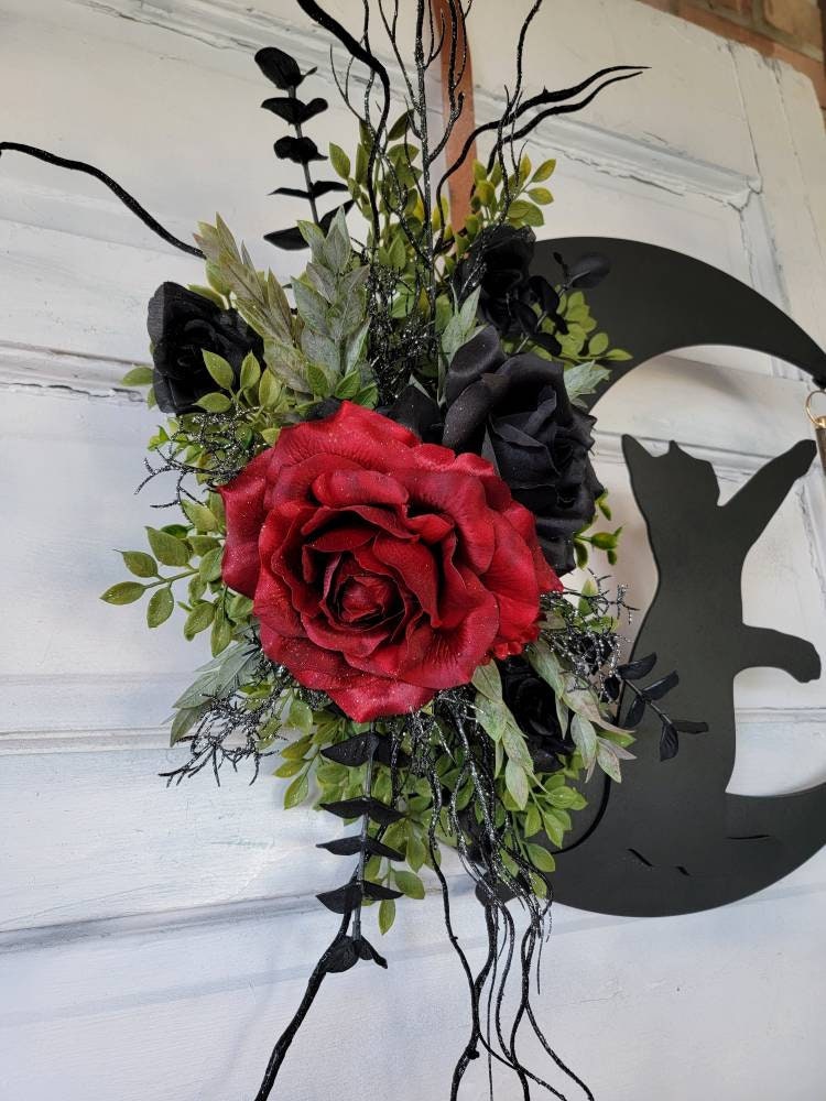 Maroon & Black Flowers Victorian Crescent Moon Cat Wreath