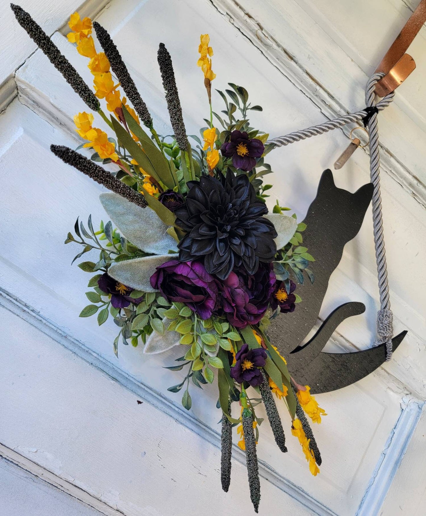 Fall Waning Crescent Moon Cat Wreath