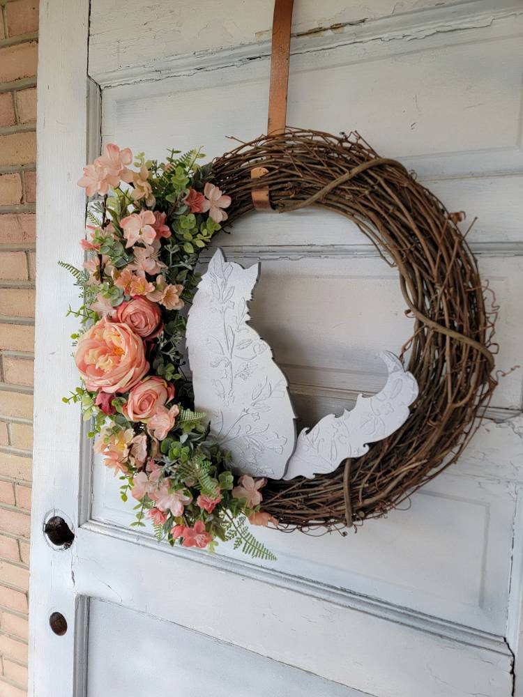 Pink & Creamsicle Long Haired Cat Spring Grapevine Wreath