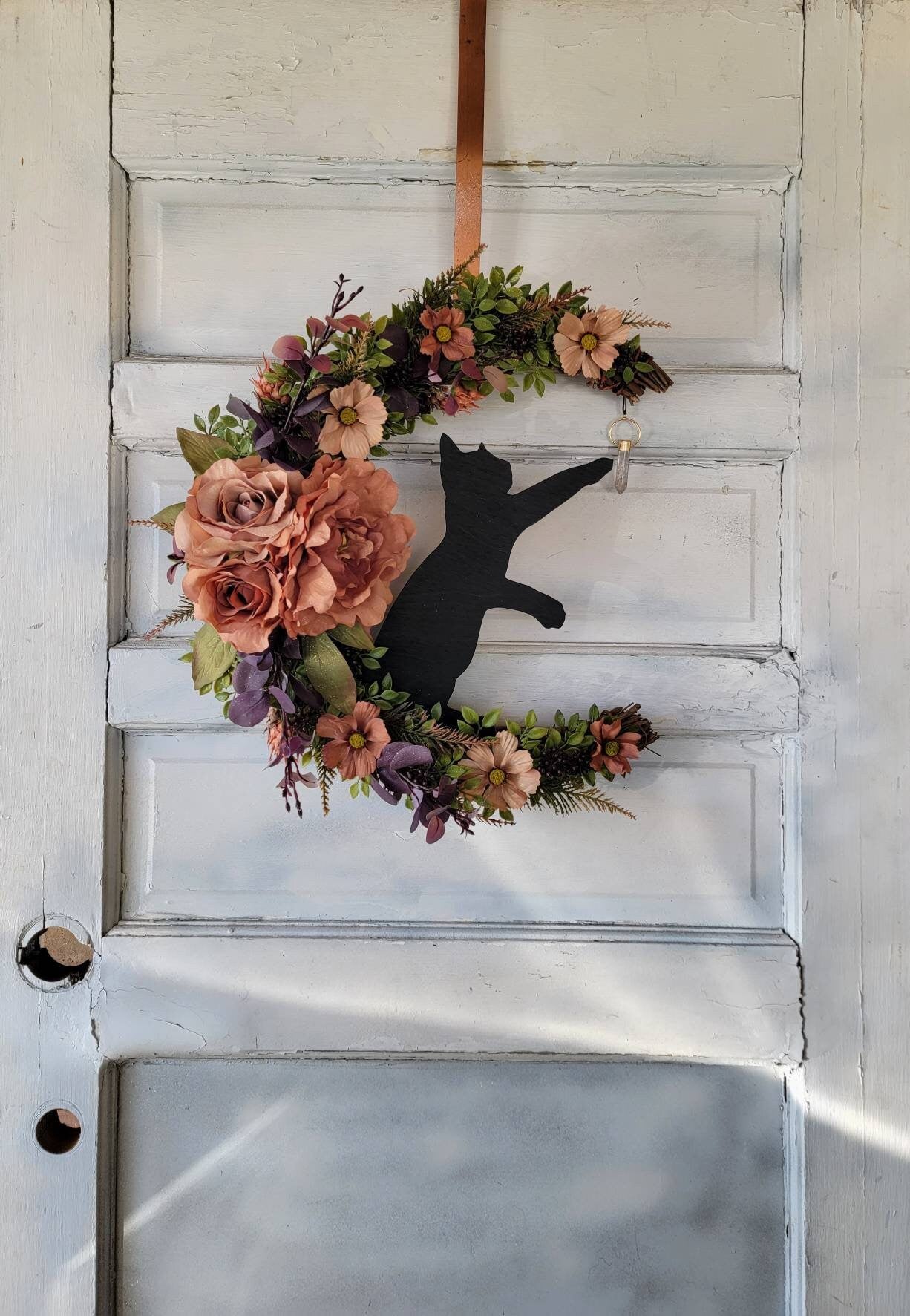 Witchy Crystal Wildflower Cat Crescent Moon Front Door Wreath • Bohemian Botanical Celestial Hanger • Cottagecore Decor • Cat Lovers Gift